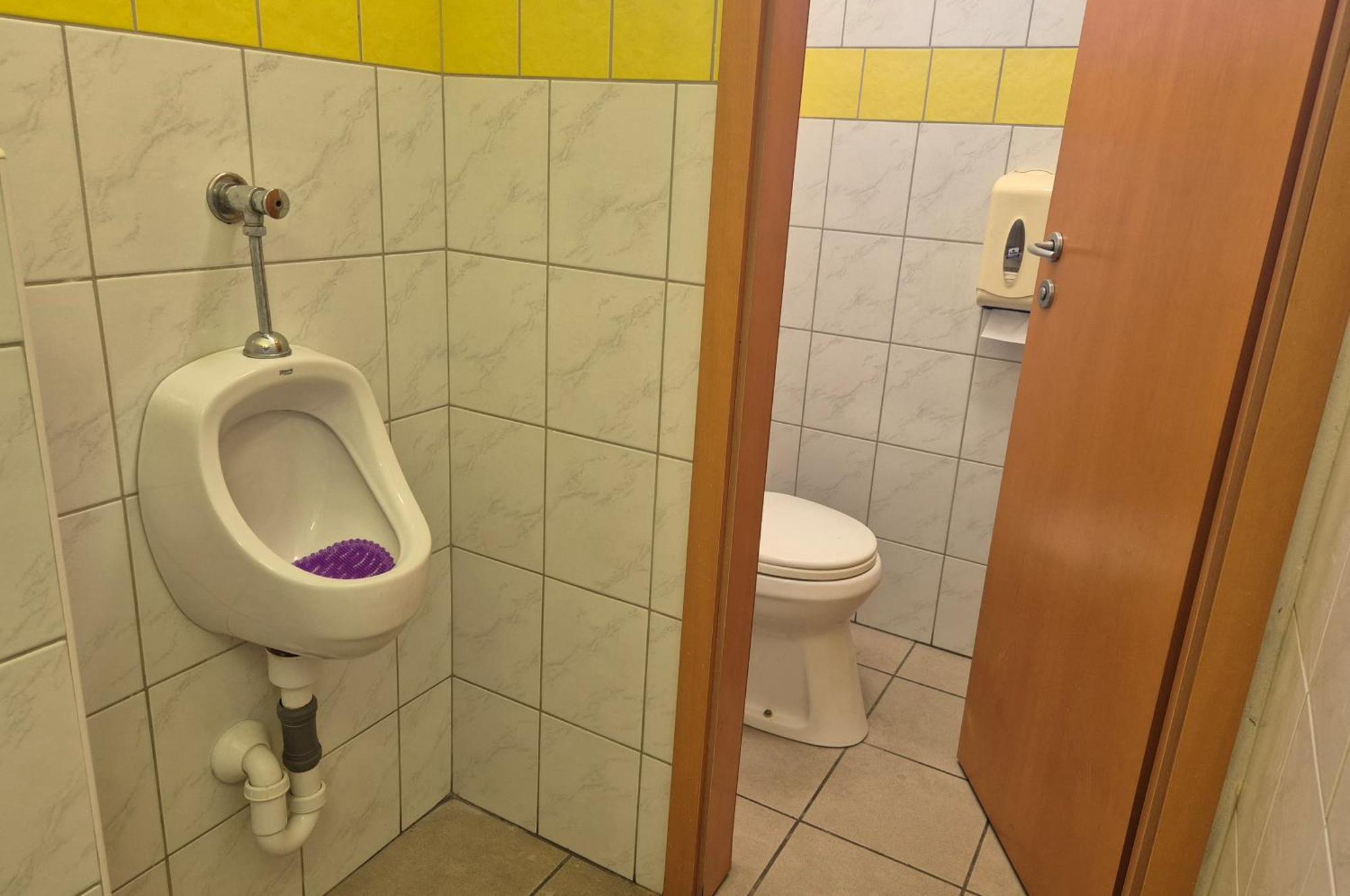 Bled Lesce Station Rooms And Beds ภายนอก รูปภาพ